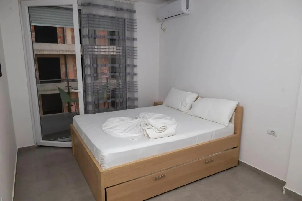 img_id_912462.webp