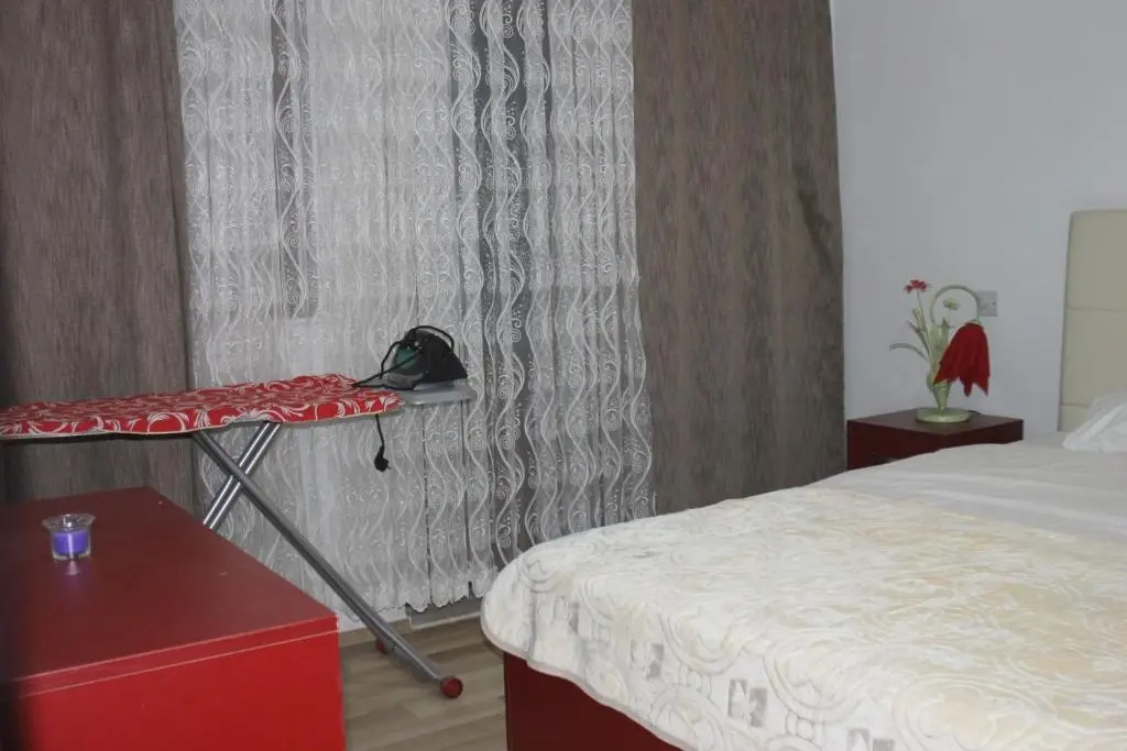 img_id_893898.webp