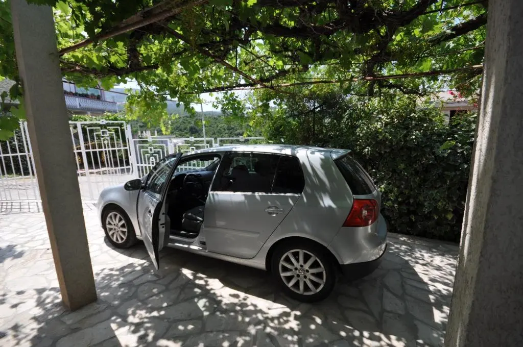 img_id_2245985.webp