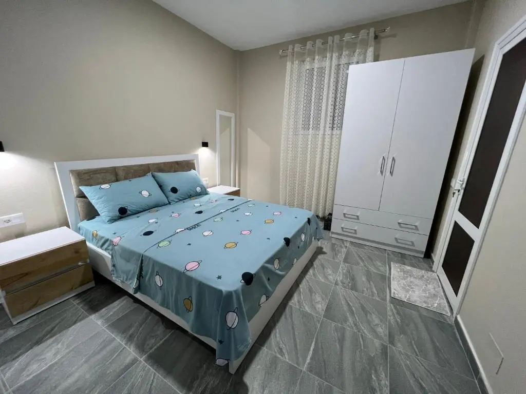 img_id_1323531.webp