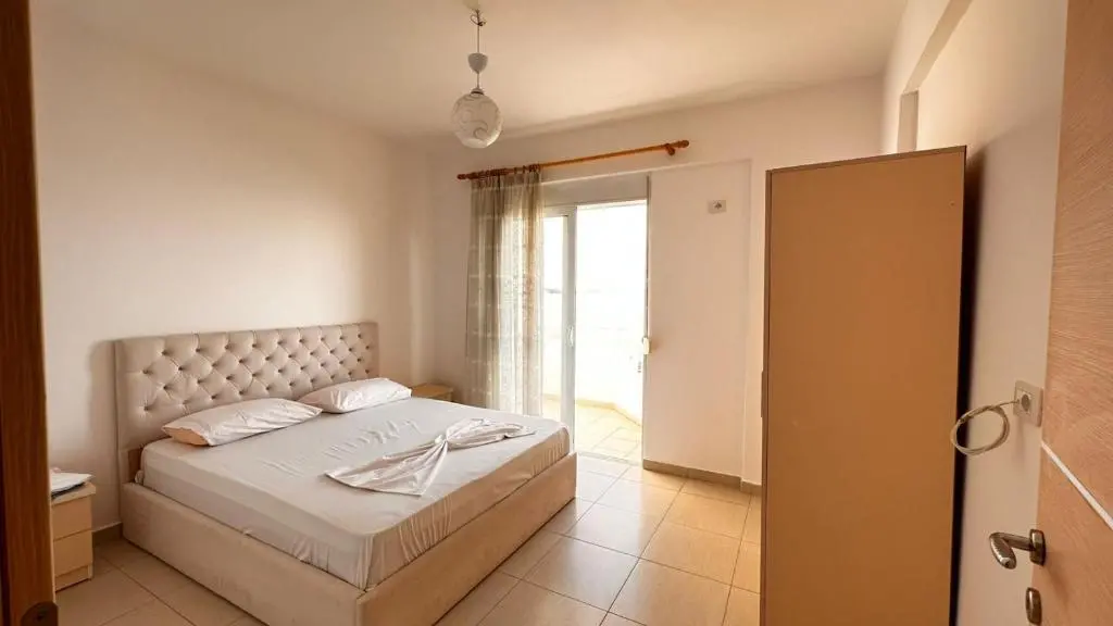 img_id_890762.webp