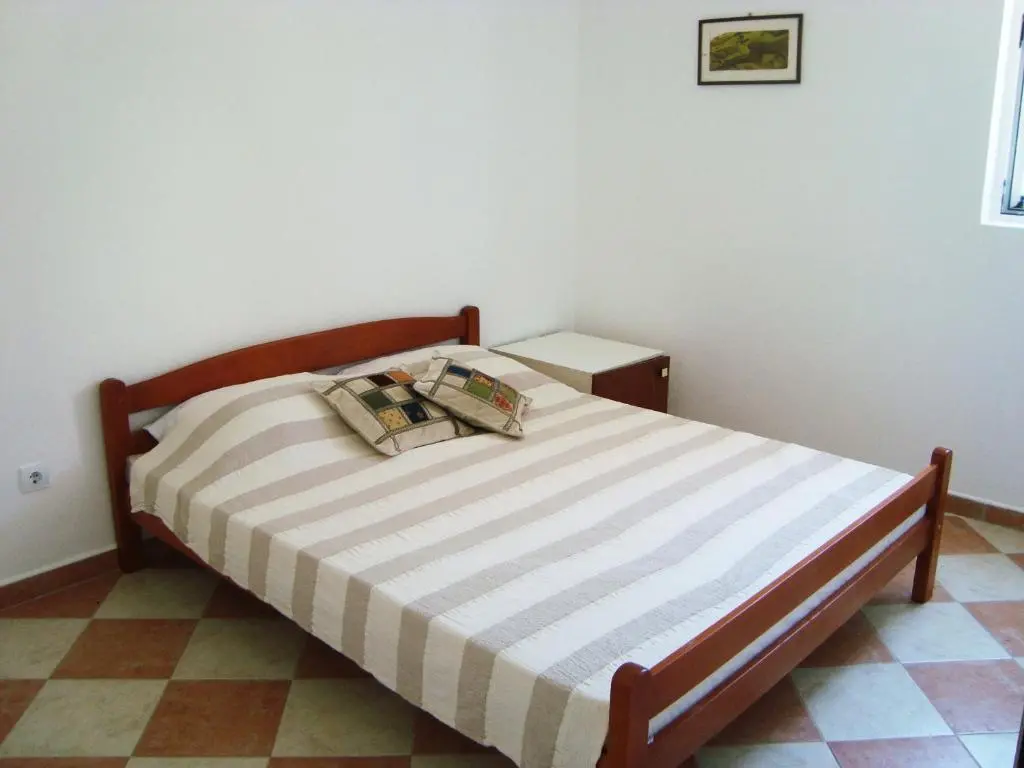 img_id_2242282.webp