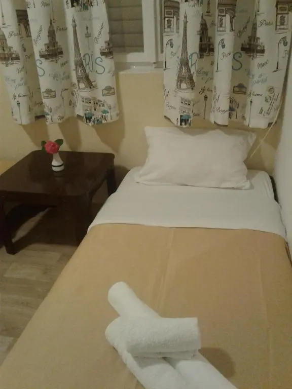 img_id_2241972.webp