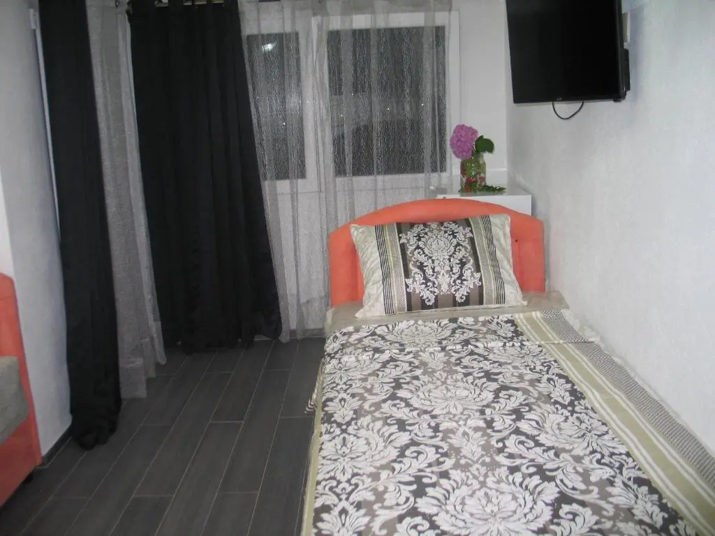 img_id_2239343.webp