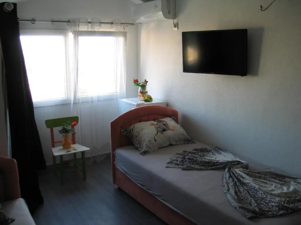 img_id_2239397.webp