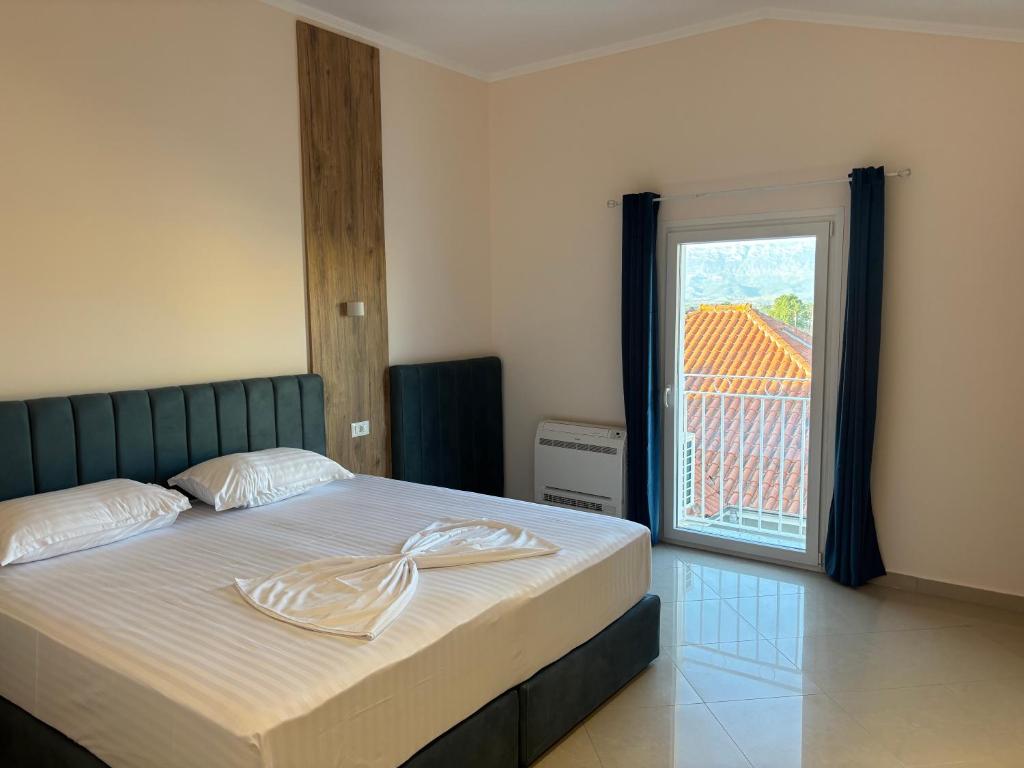 img_id_1035645.jpg