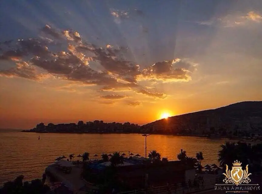 img_id_917457.webp
