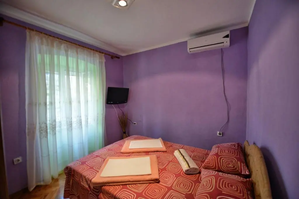 img_id_2237068.webp