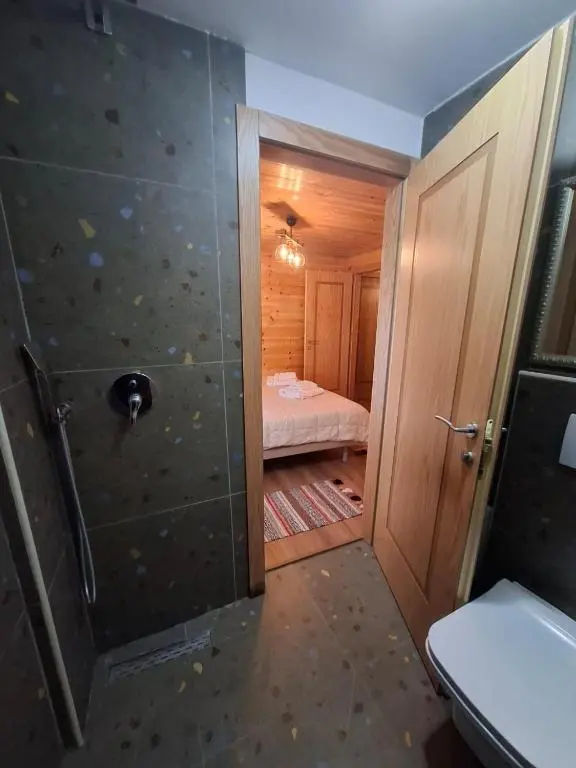 img_id_928017.webp