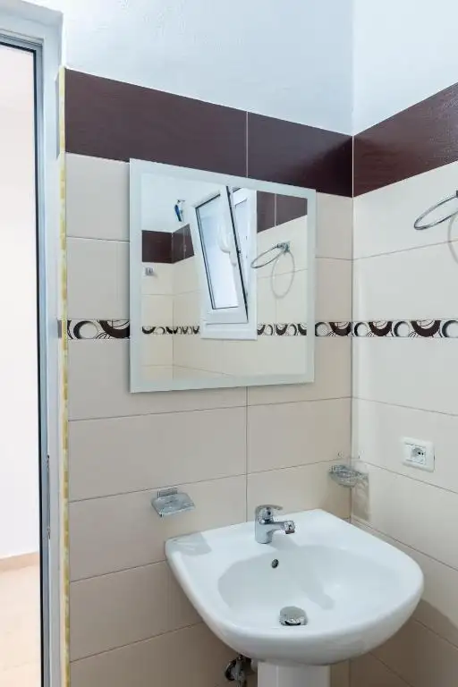 Triple Room with City View