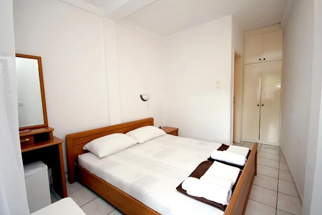 img_id_2225872.webp