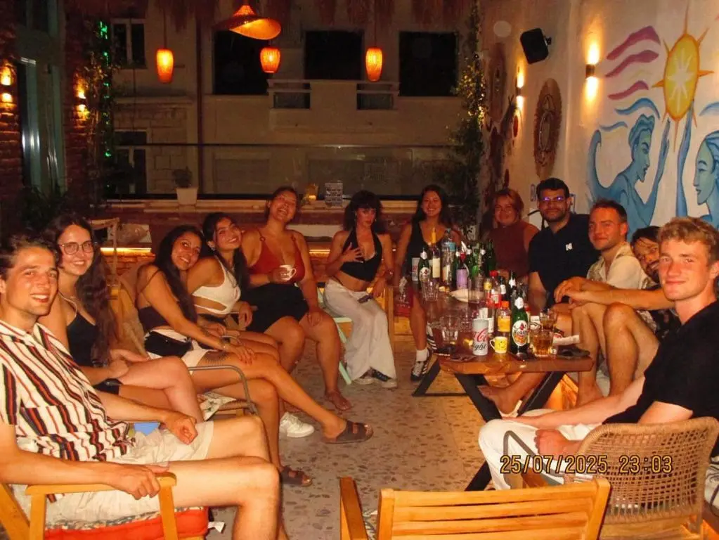img_id_1698645.webp