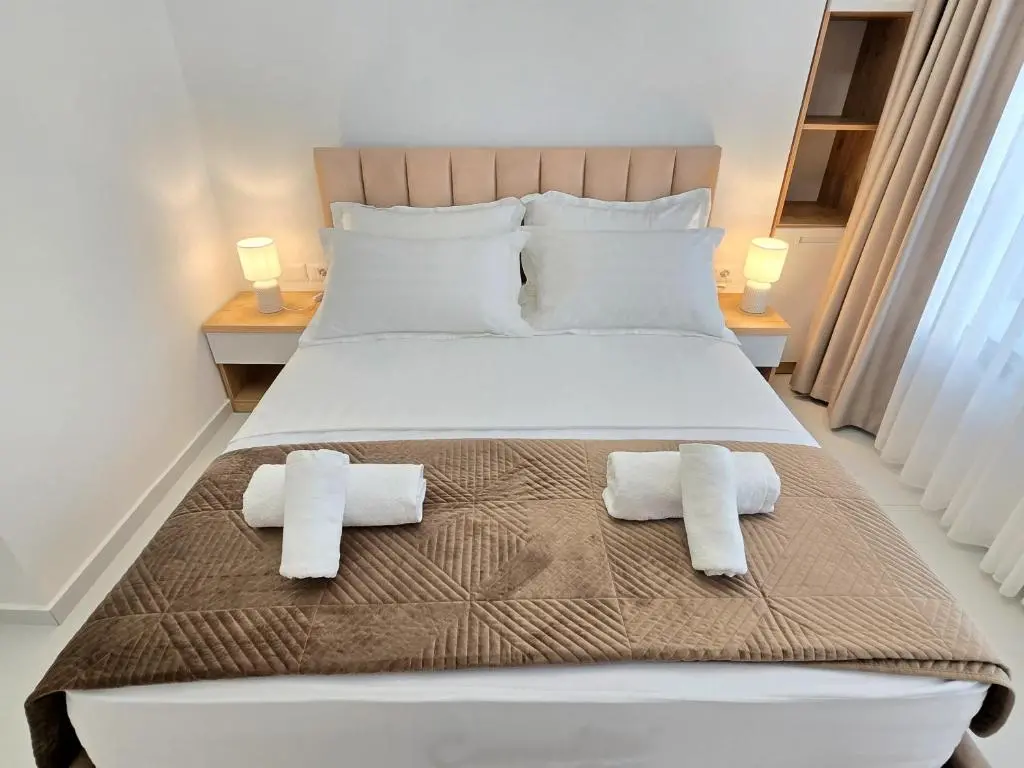 img_id_1202522.webp