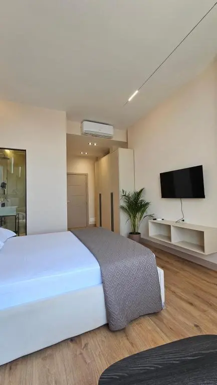 img_id_1202977.webp