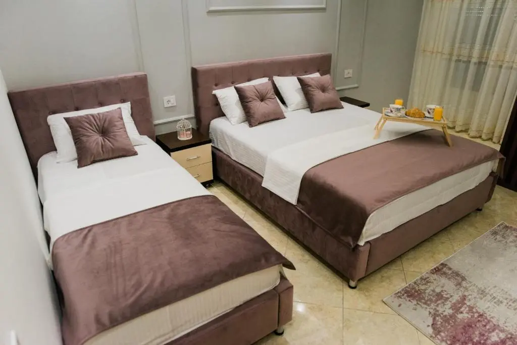 img_id_2217280.webp
