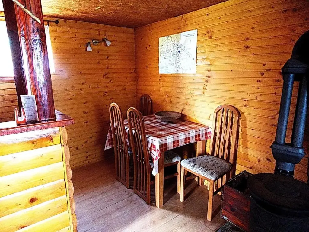 img_id_2216814.webp