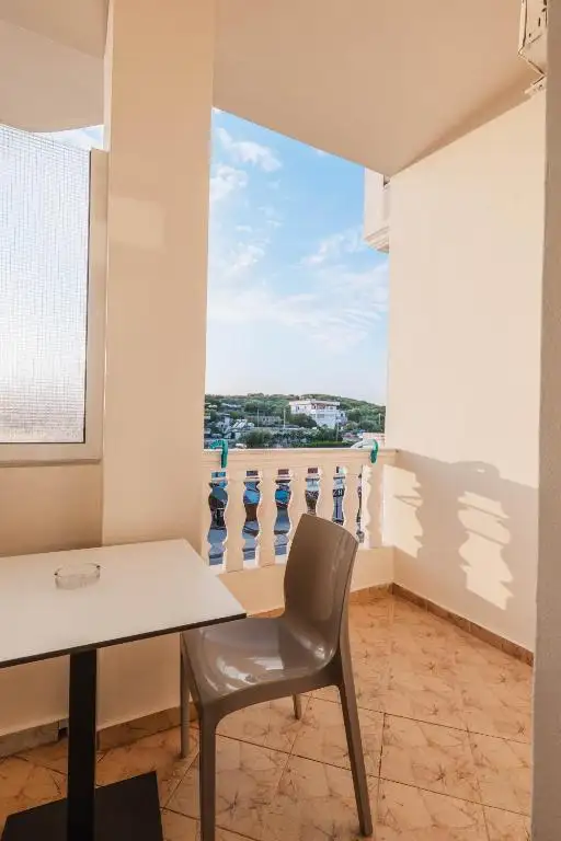 Two-Bedroom Apartment with City View image 19