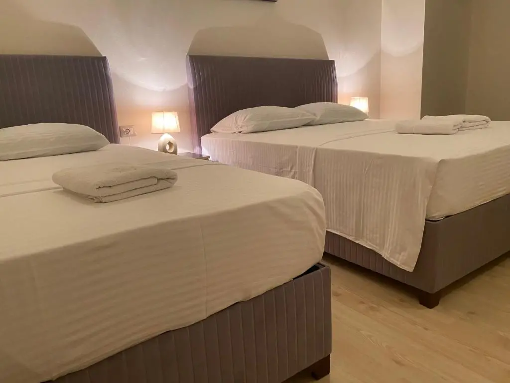 img_id_2214258.webp