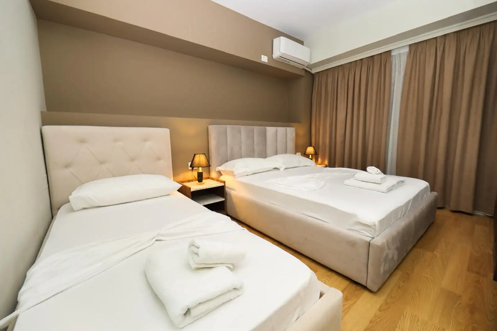 Standard Triple Room image 4