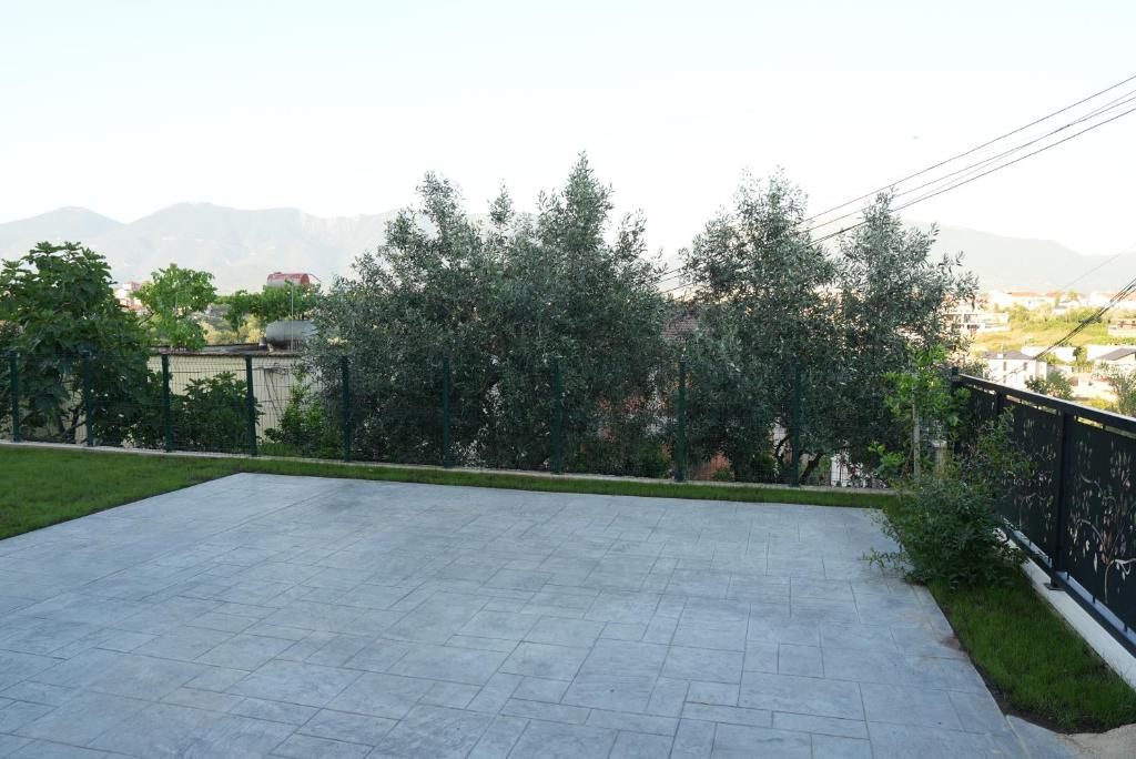 img_id_890622.jpg