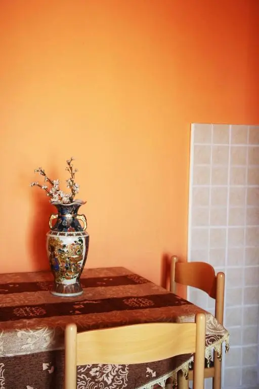 img_id_2212007.webp