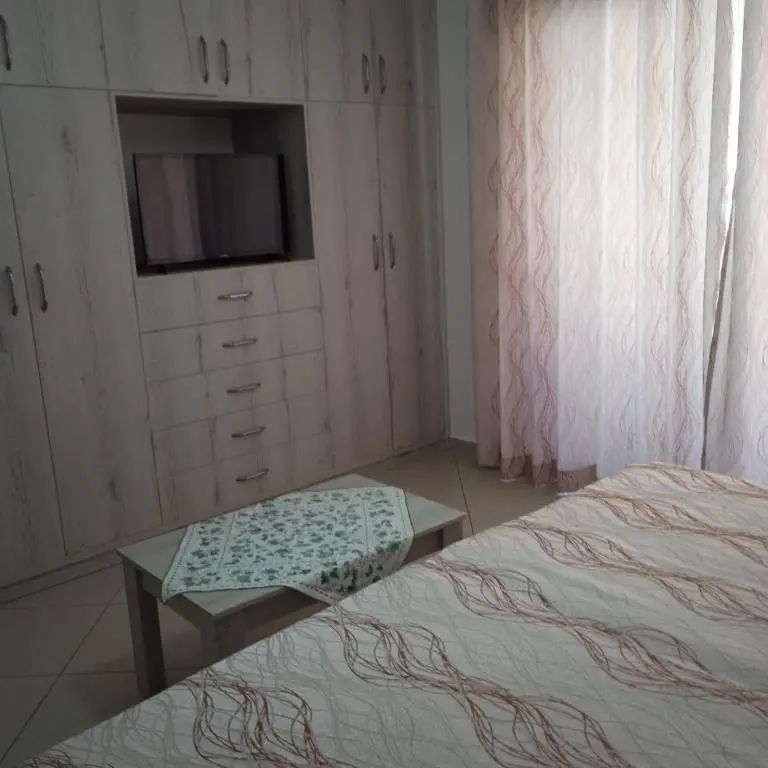 img_id_1703987.webp