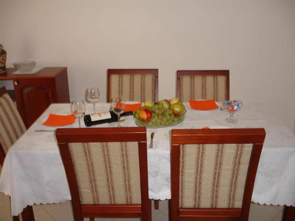 img_id_2207990.webp