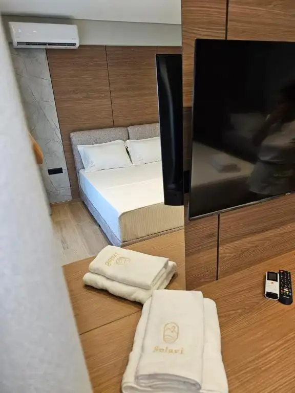 Double Room with Sea View image 11