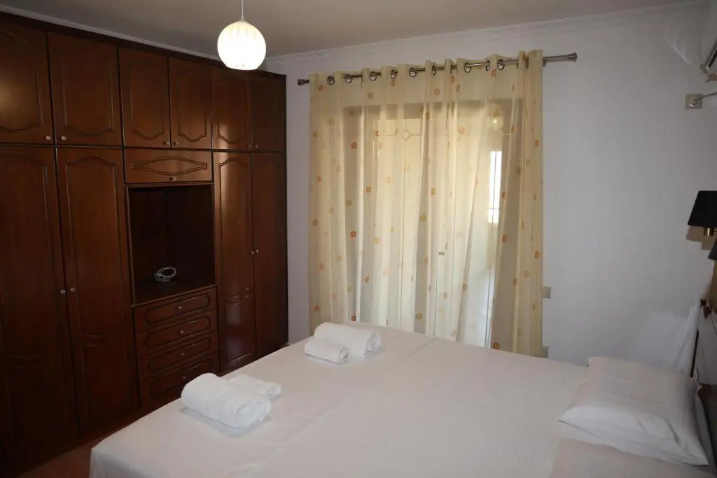 img_id_894253.webp