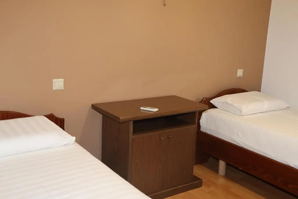 img_id_894283.webp