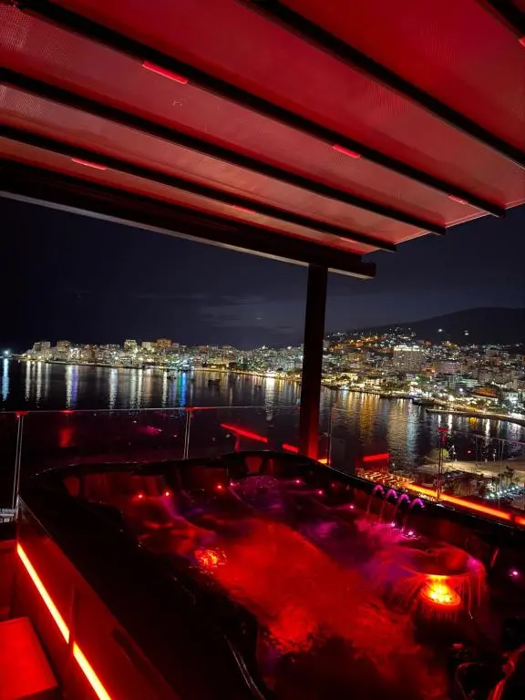 img_id_893839.webp