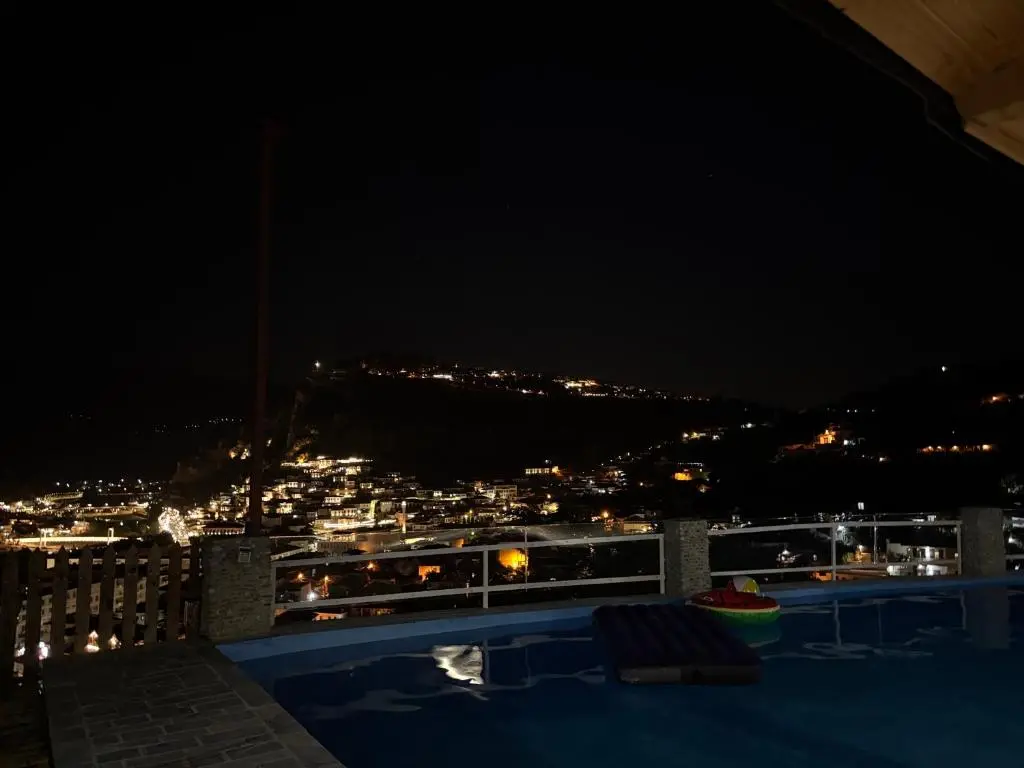 img_id_889529.webp