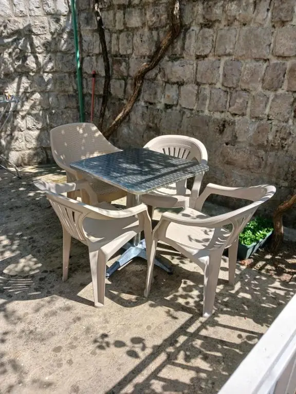img_id_1607744.webp