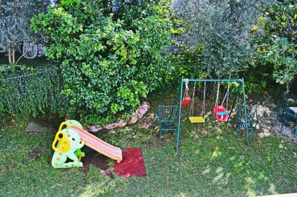 img_id_2205153.webp