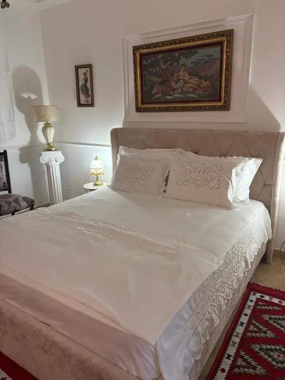 img_id_876057.webp