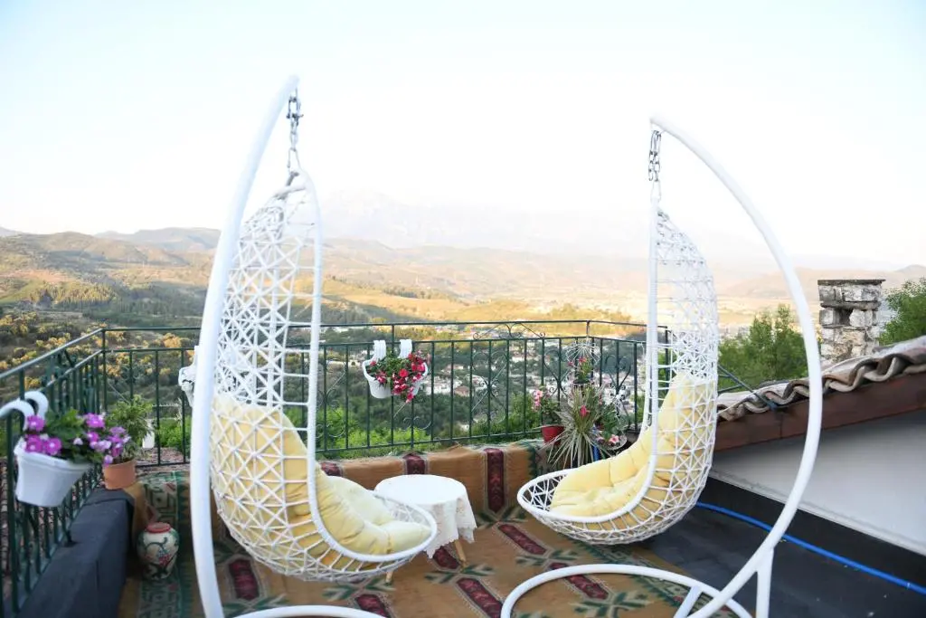 img_id_884383.webp