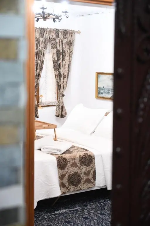 img_id_884404.webp