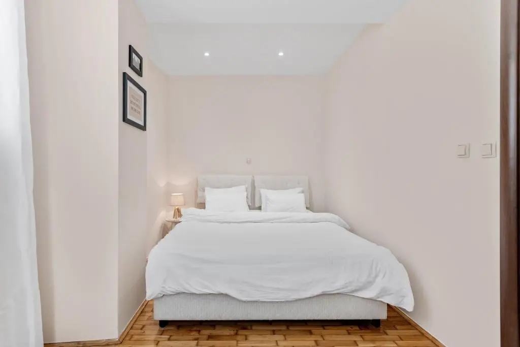 img_id_2203554.webp