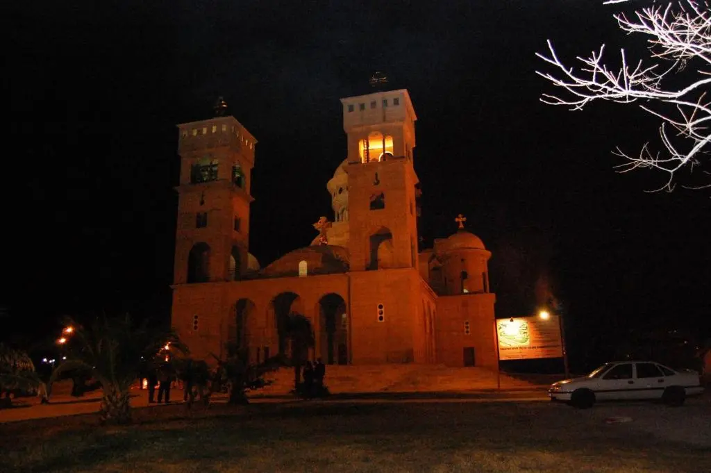 img_id_2203197.webp