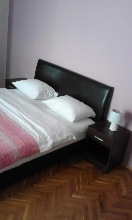 img_id_2202171.webp