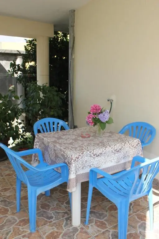 img_id_2202264.webp