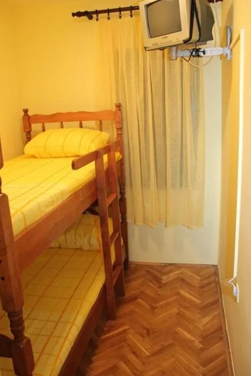 img_id_2202270.webp