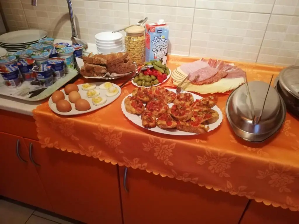 img_id_2201277.webp