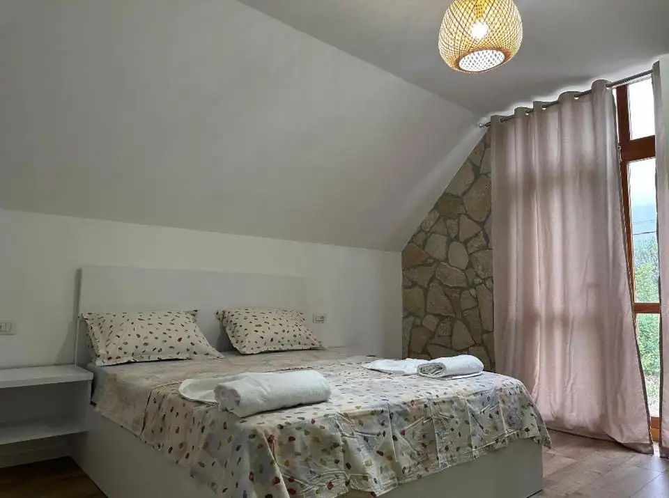 img_id_525325.webp
