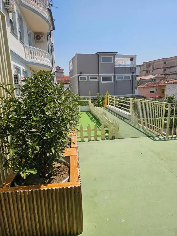img_id_923061.webp
