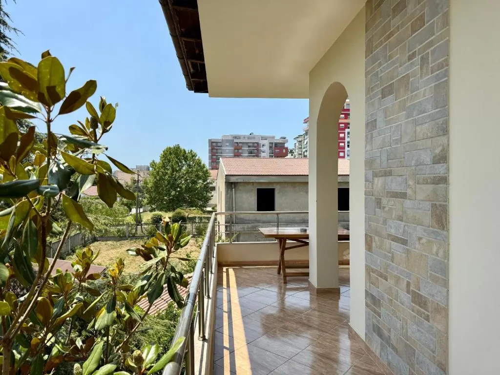 img_id_985056.webp
