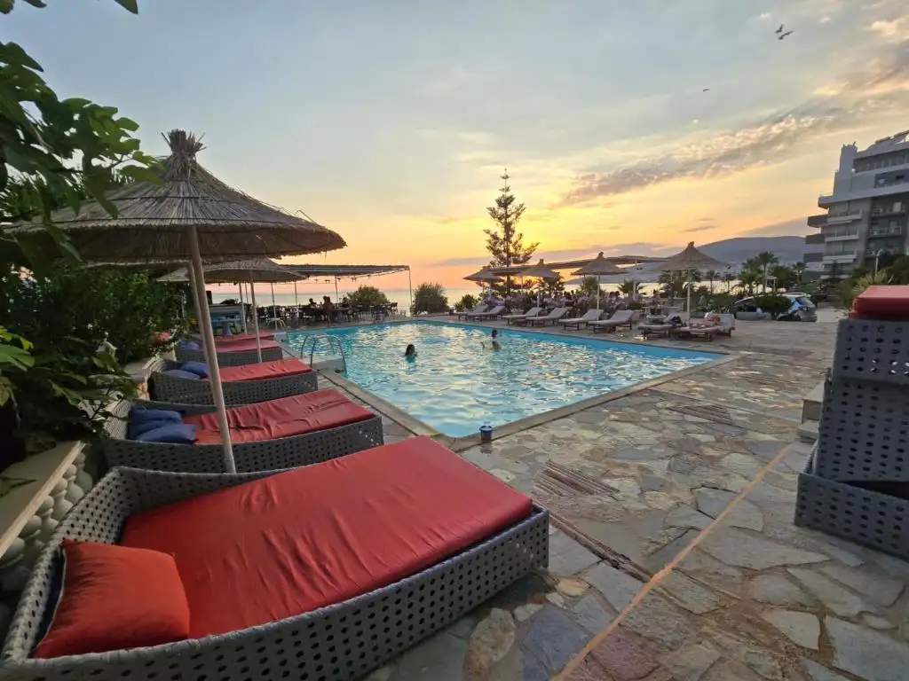 img_id_530140.webp