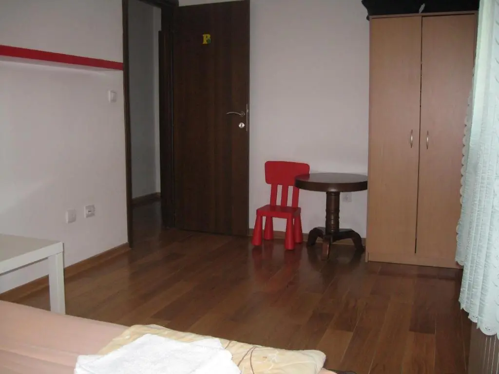 img_id_1596709.webp