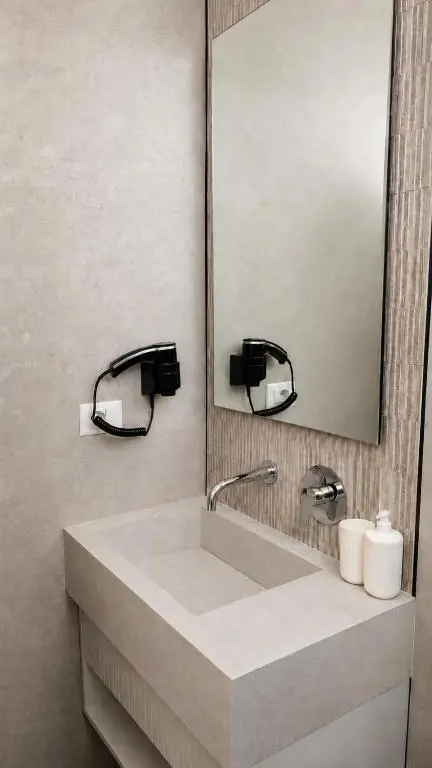 img_id_698106.webp