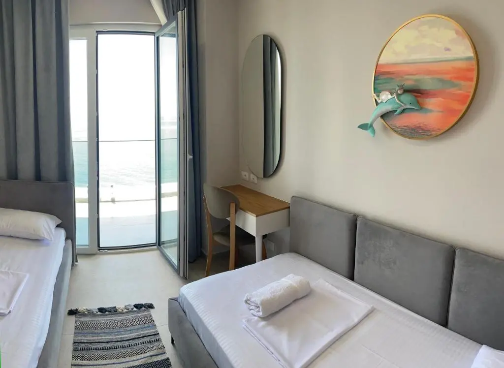 img_id_698688.webp